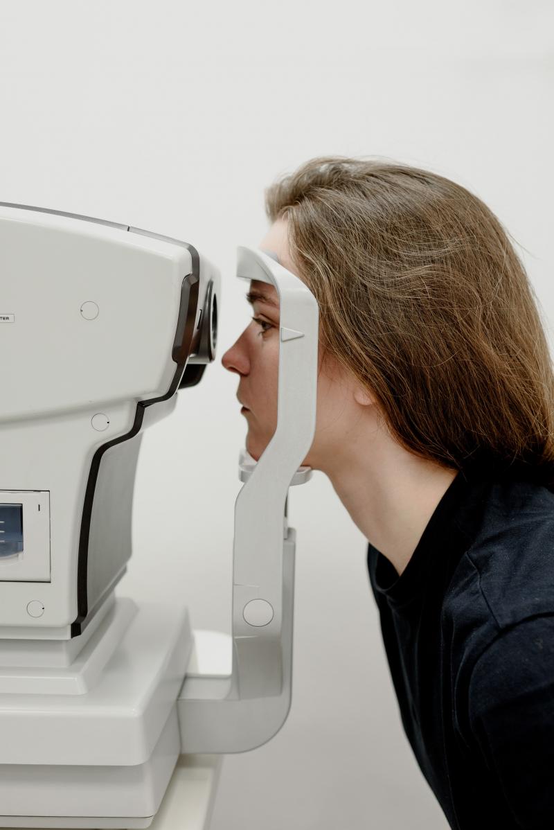Correção de astigmatismo: Entenda como e onde fazer
