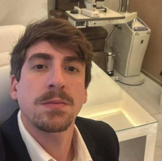 Dr. Gustavo Campos Franco Cançado